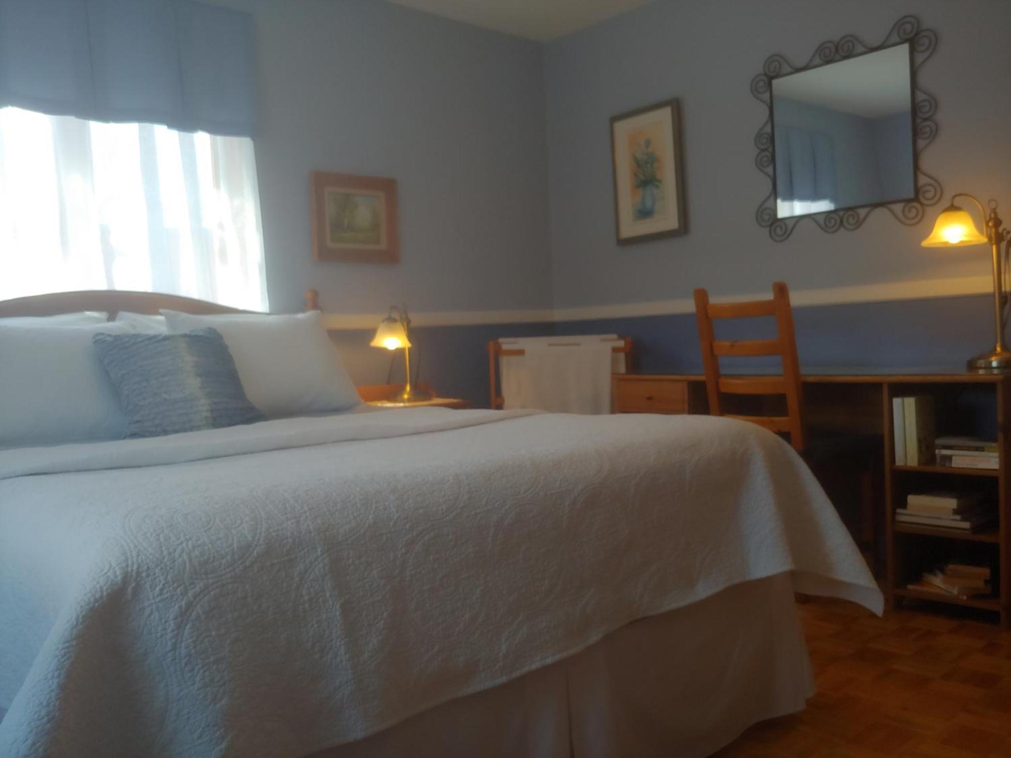 3 Bedrooms 3 Beds Near Metro -2 Parking Free Монреаль Экстерьер фото
