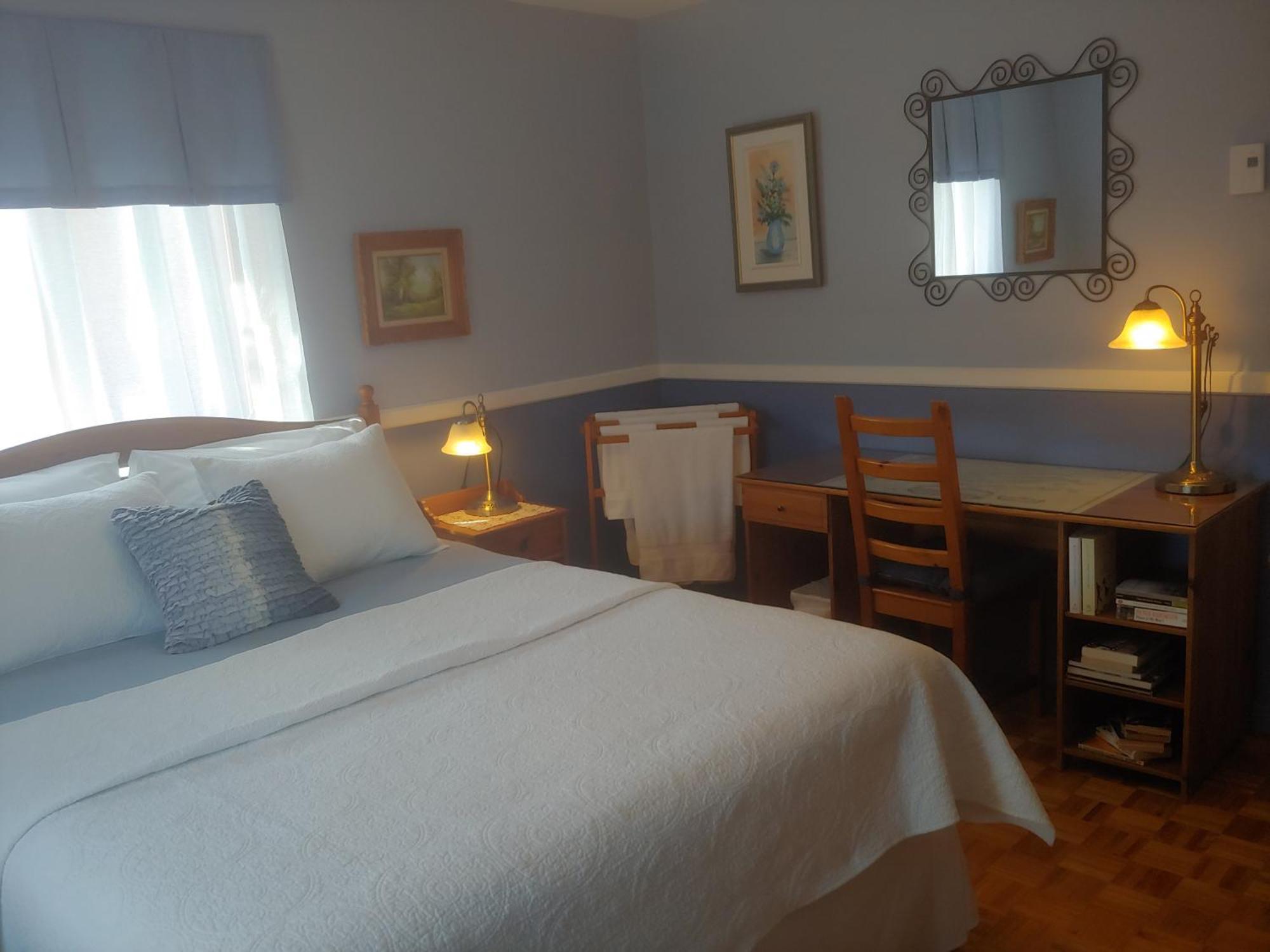 3 Bedrooms 3 Beds Near Metro -2 Parking Free Монреаль Экстерьер фото